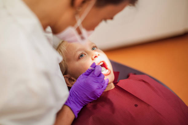 Best Emergency Tooth Extraction  in Rosemont, IL